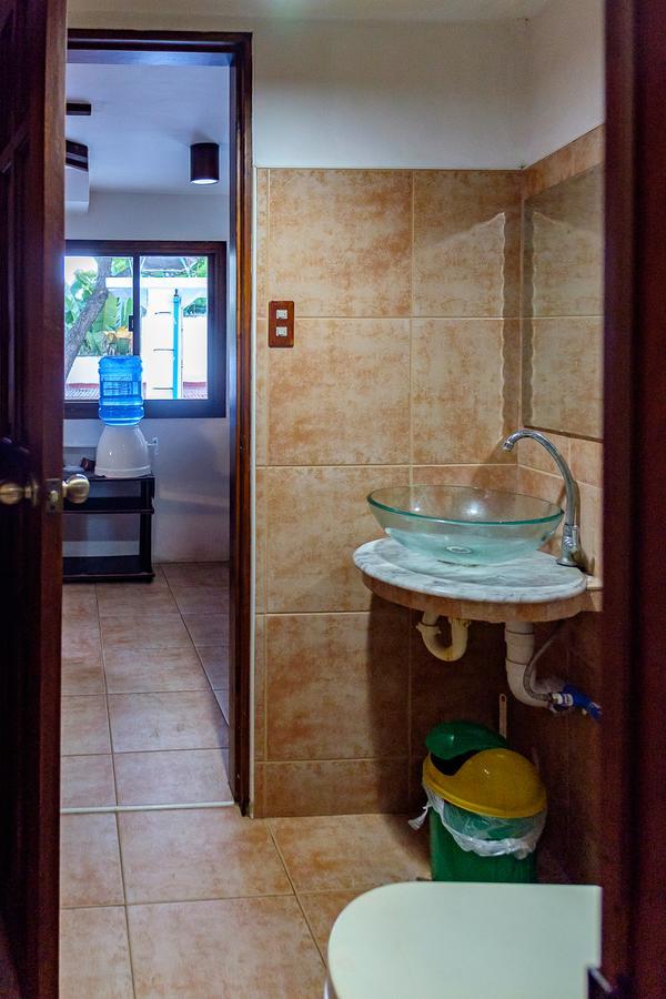 Albergue Ayo Homtel Isla de Mactán Exterior foto